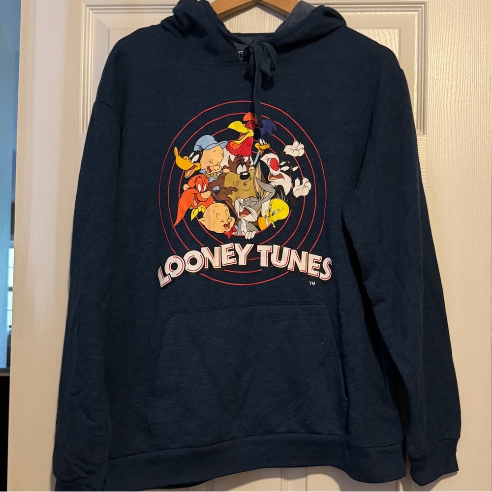 LOONEY TUNES hoodie!
